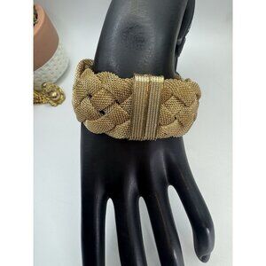 Nice Woven Gold Tone Wide Braided Bracelet w/Magnetic Clasp 7"